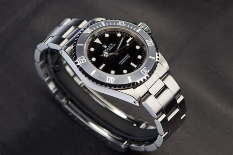 rolex sub two liner|Rolex submarine overcoil.